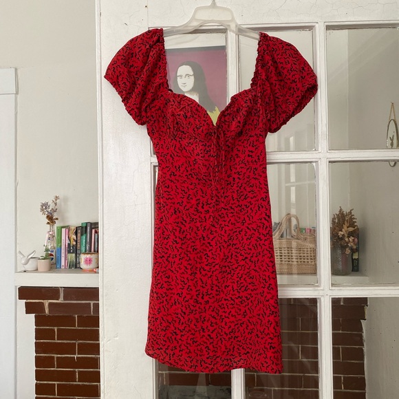 Realisation Par Venus in Red Squiggle - Picture 2 of 4